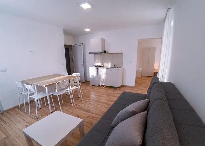 아파트 Milutinn-jabuka 소코 반자