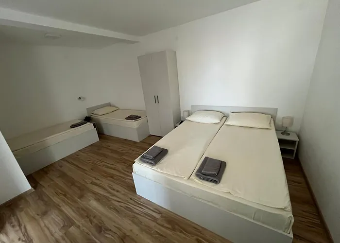 Milutinn-jabuka 아파트