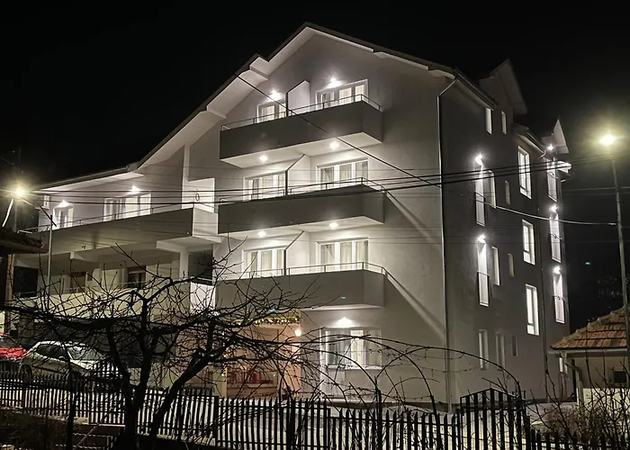 Milutinn-jabuka 아파트 소코 반자