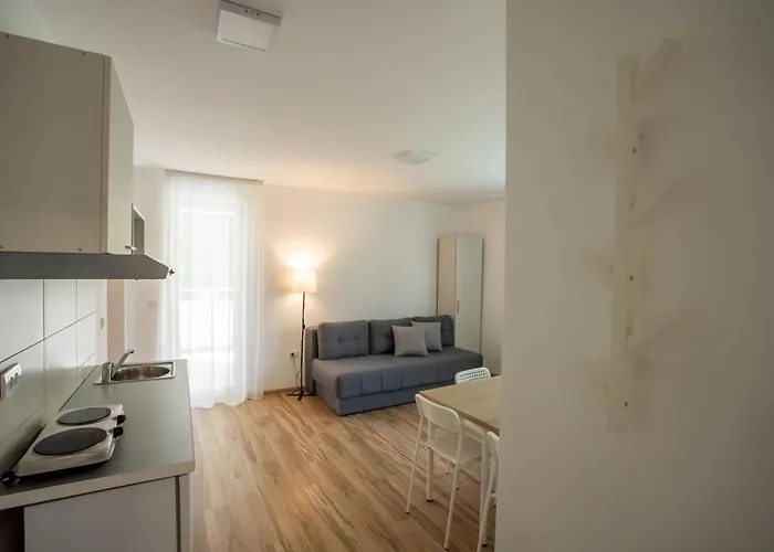 아파트 Milutinn-jabuka