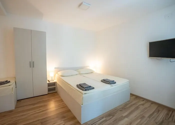 아파트 Milutinn-jabuka